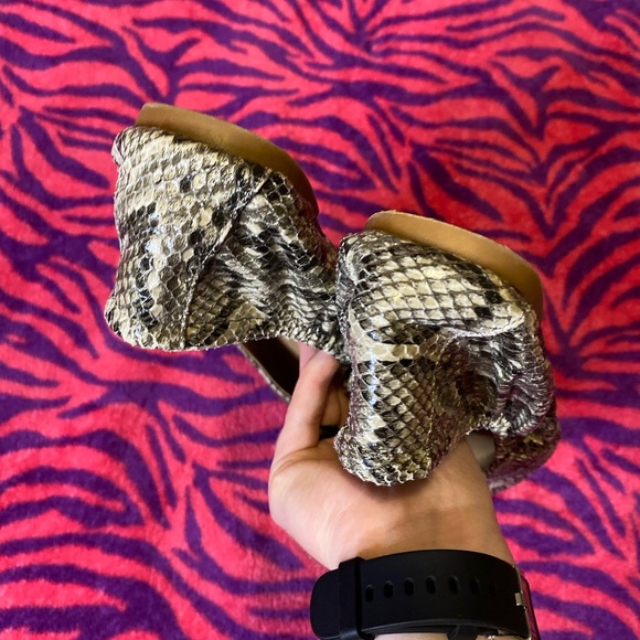 Torrid snakeskin ballet flats - Picture 5 of 8